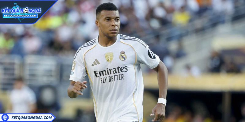 tiền đạo hay nhất thế giới